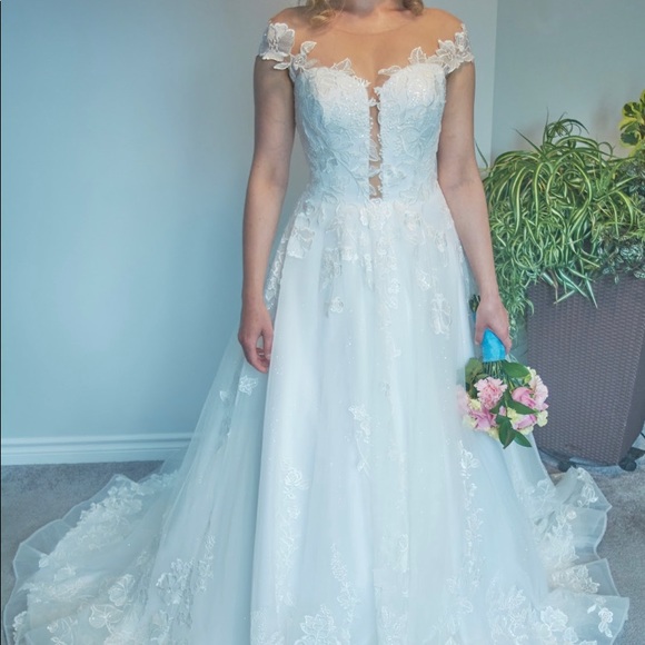 Off shoulder beaded wedding gown - Picture 6 of 6